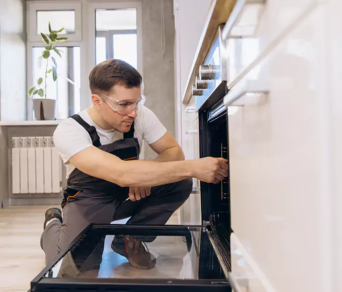 Why Leominster Bakers Rely on Leominster Appliance Pro for Every Electric Oven Fix?