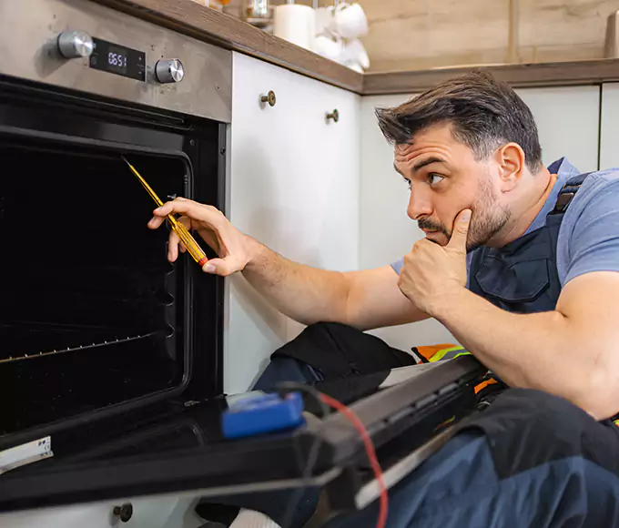 Why Leominster Households Choose Leominster Appliance Pro for Every Gas Oven Fix?